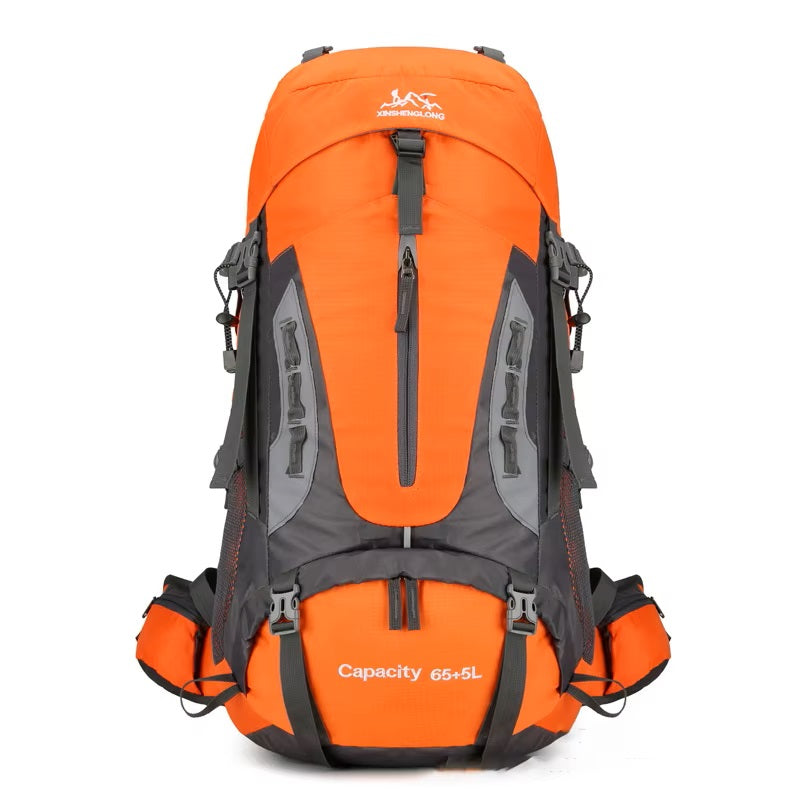 Large volume 70L hiking backpack