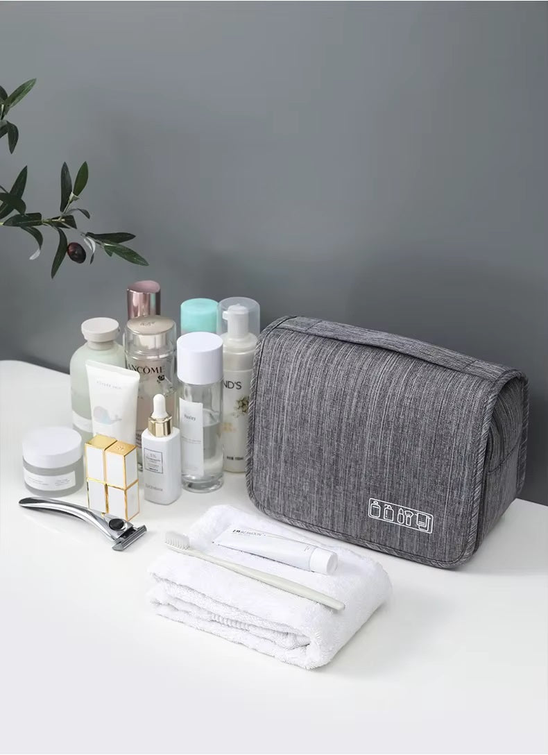 Trousse de Toilette Suspendue Compacte